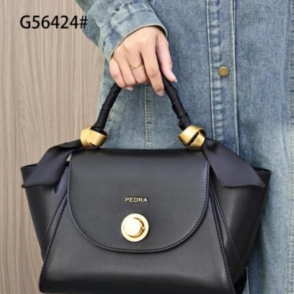 #A ASTUTE BAG PREORDER (arrival early/late sept) - Black